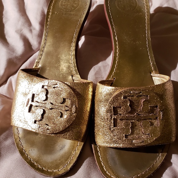 Authentic Tory Burch metallic Gold sandals - Picture 7 of 7
